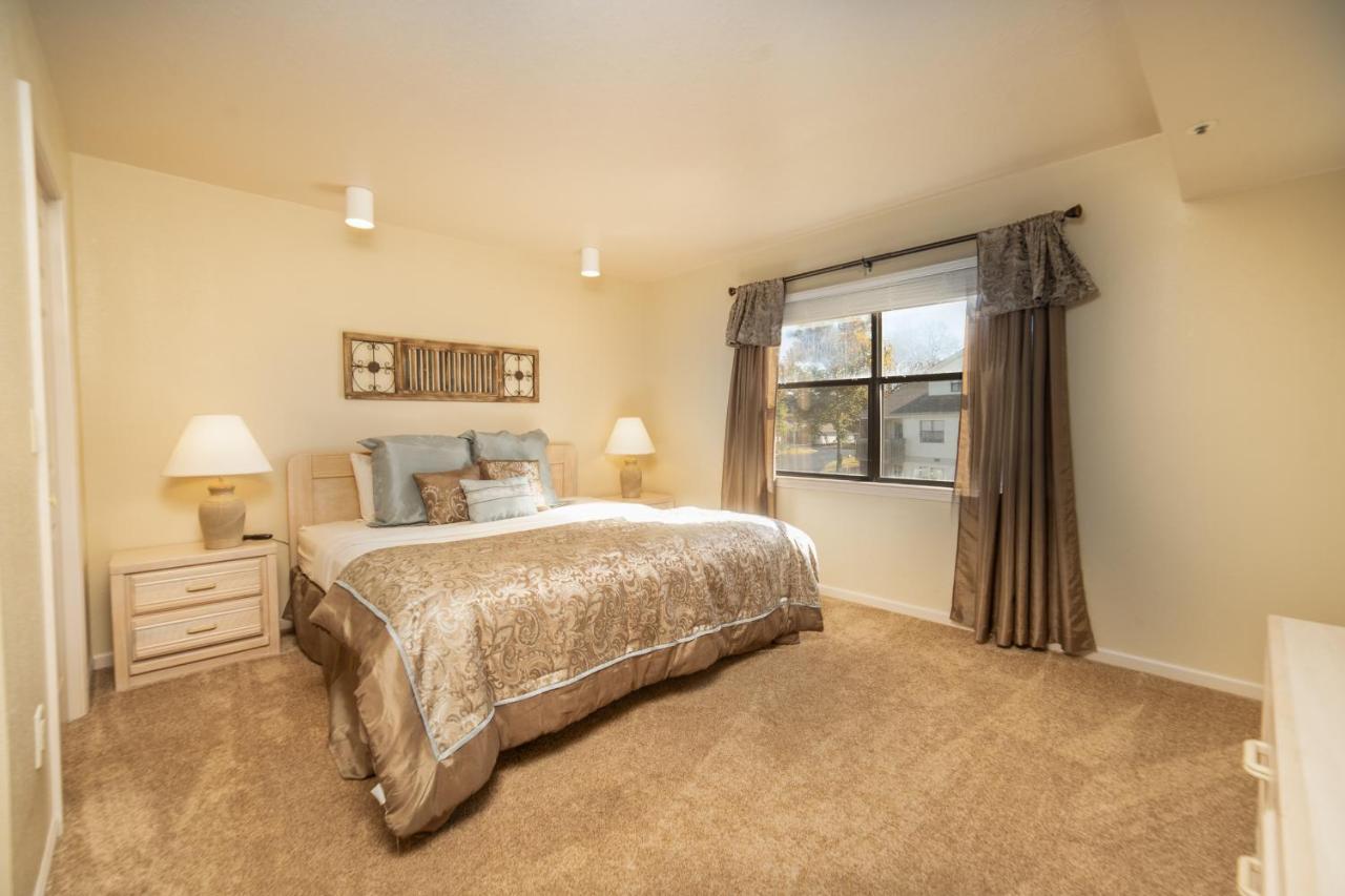 Pointe Royale Golf Resort Branson Bagian luar foto
